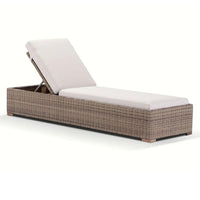 Breeze Sun Lounge in Half Round wicker